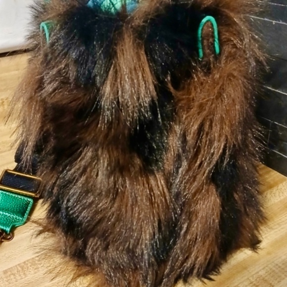 Kurt Geiger 🎁NWT Fuzzy Southbank Tote/Crossbody With Dustbag🎁 Gift Ready - Picture 11 of 15